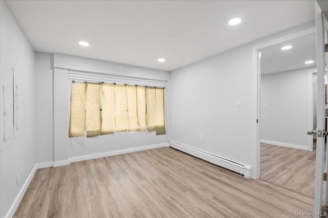 570 Conklin Street, Farmingdale, NY 11735