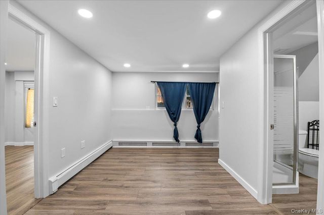 570 Conklin Street, Farmingdale, NY 11735