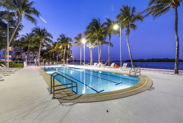 680 NE 64th St A505, Miami, FL 33138