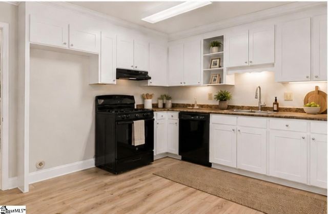 1 Bellamy Court, Taylors, SC 29687