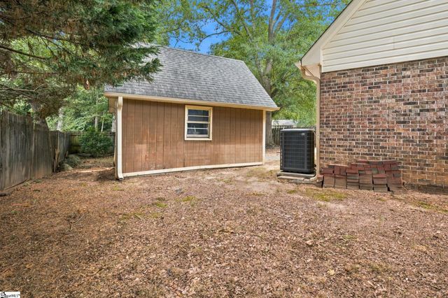 1 Bellamy Court, Taylors, SC 29687