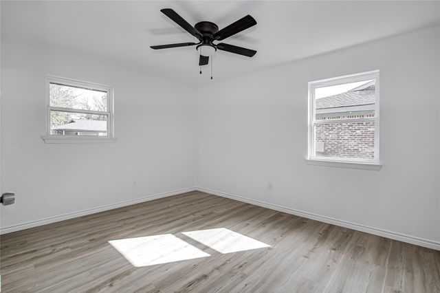 909 Kelley Drive, Everman, TX 76140