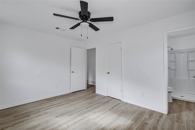 909 Kelley Drive, Everman, TX 76140