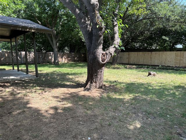 909 Kelley Drive, Everman, TX 76140