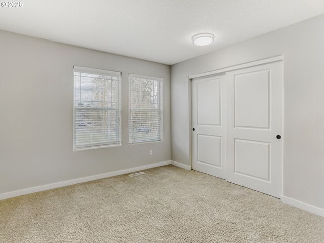 28623 GREENWAY Dr, Wilsonville, OR 97070