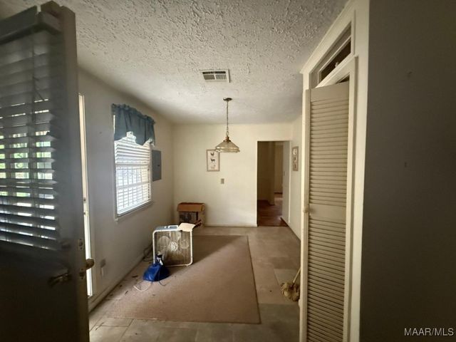 2700 W Edgemont Avenue, Montgomery, AL 36108