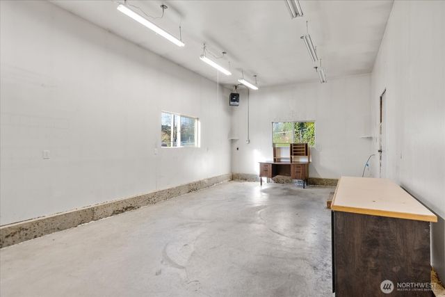 12305 Alexander Road, Everett, WA 98204