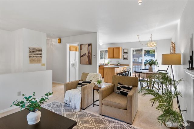 12305 Alexander Road, Everett, WA 98204