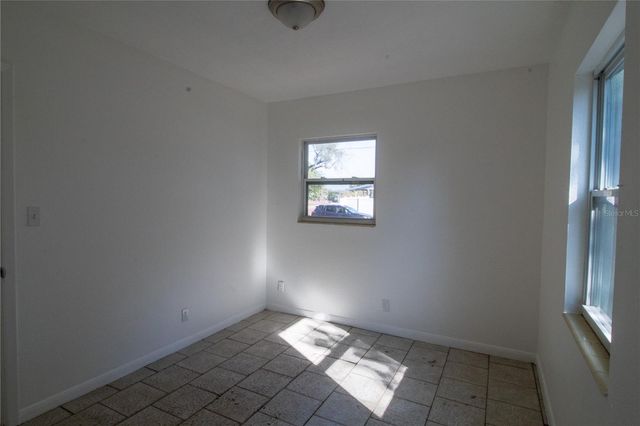 8805 TEMPLE PARK DRIVE, Tampa, FL 33637