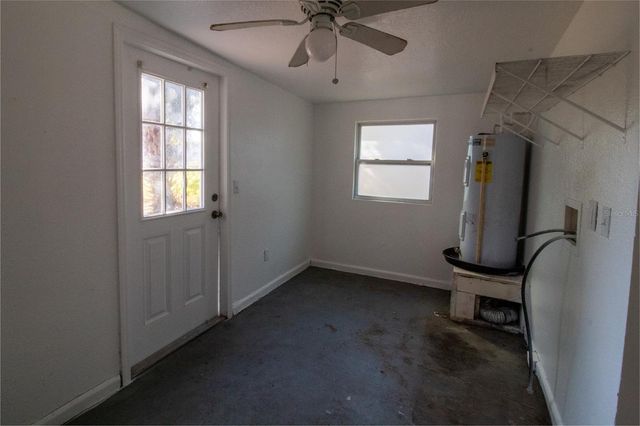 8805 TEMPLE PARK DRIVE, Tampa, FL 33637