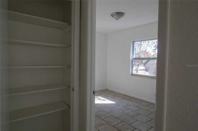 8805 TEMPLE PARK DRIVE, Tampa, FL 33637