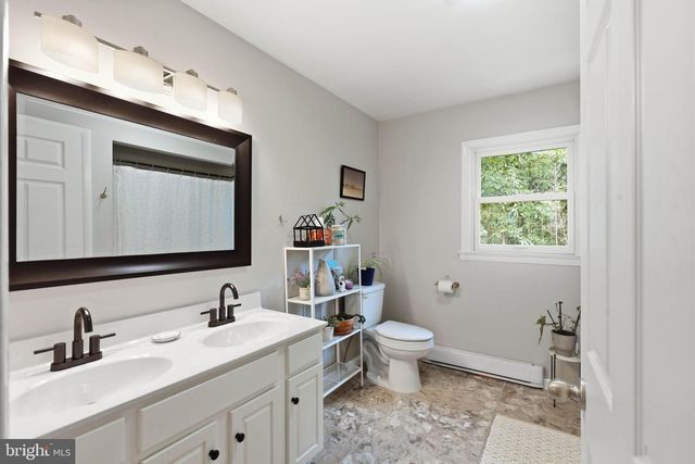 328 QUITTIE PARK DR, Annville, PA 17003