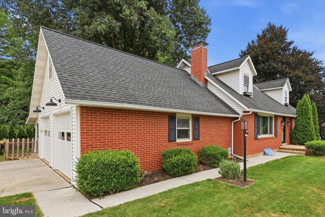 328 QUITTIE PARK DR, Annville, PA 17003