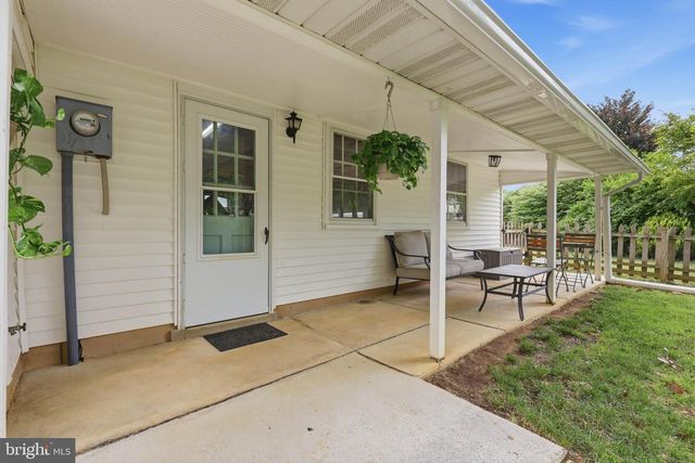 328 QUITTIE PARK DR, Annville, PA 17003