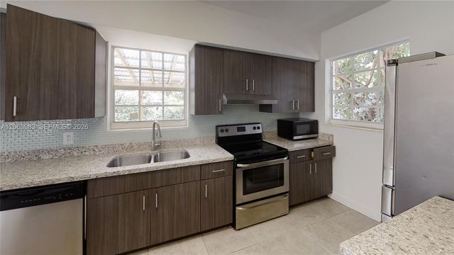 490 NW 90th Street ., El Portal, FL 33150