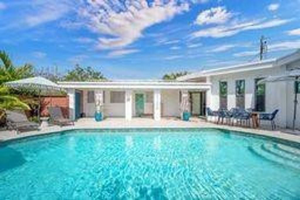 226 Corsair Avenue, Lauderdale-By-The-Sea, Fort Lauderdale, FL 33308