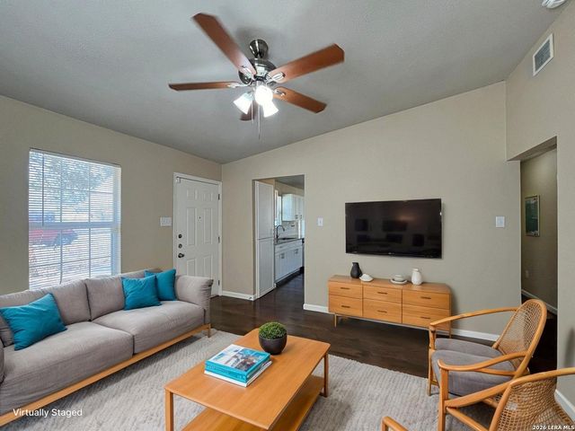 6147 Bright Valley Drive, San Antonio, TX 78242