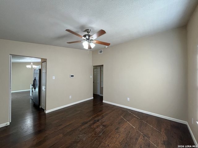 6147 Bright Valley Drive, San Antonio, TX 78242