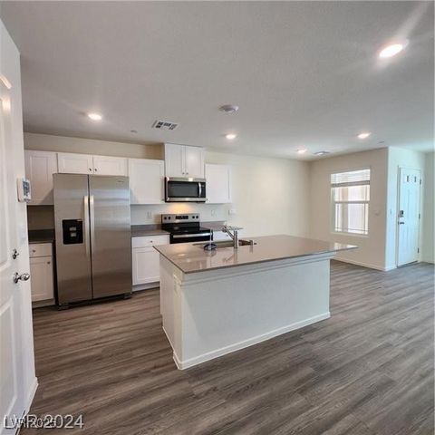 1901 Brio Vista Street, Henderson, NV 89044
