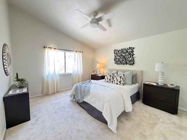 5931 Sternsburg Way, Sacramento, CA 95823