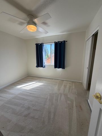 5931 Sternsburg Way, Sacramento, CA 95823