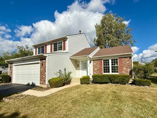 100 Rumsey Place, Westmont, IL 60559