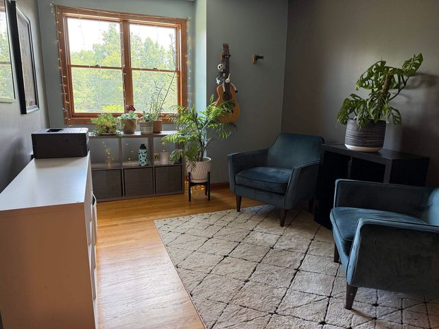26 PHEASANT Lane, Manchester, NH 03109