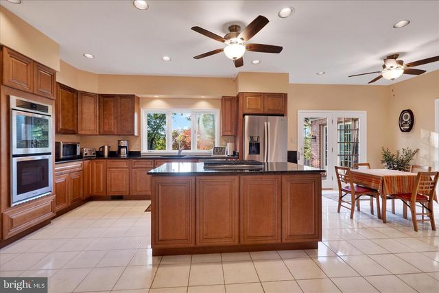 11028 PLUMWOOD CIR, Hagerstown, MD 21742