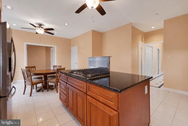 11028 PLUMWOOD CIR, Hagerstown, MD 21742