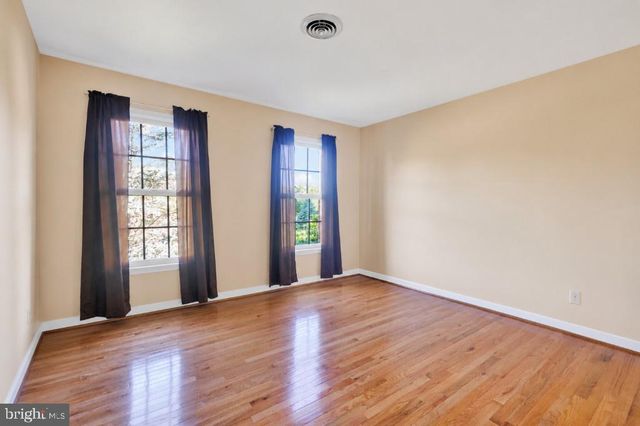 11028 PLUMWOOD CIR, Hagerstown, MD 21742