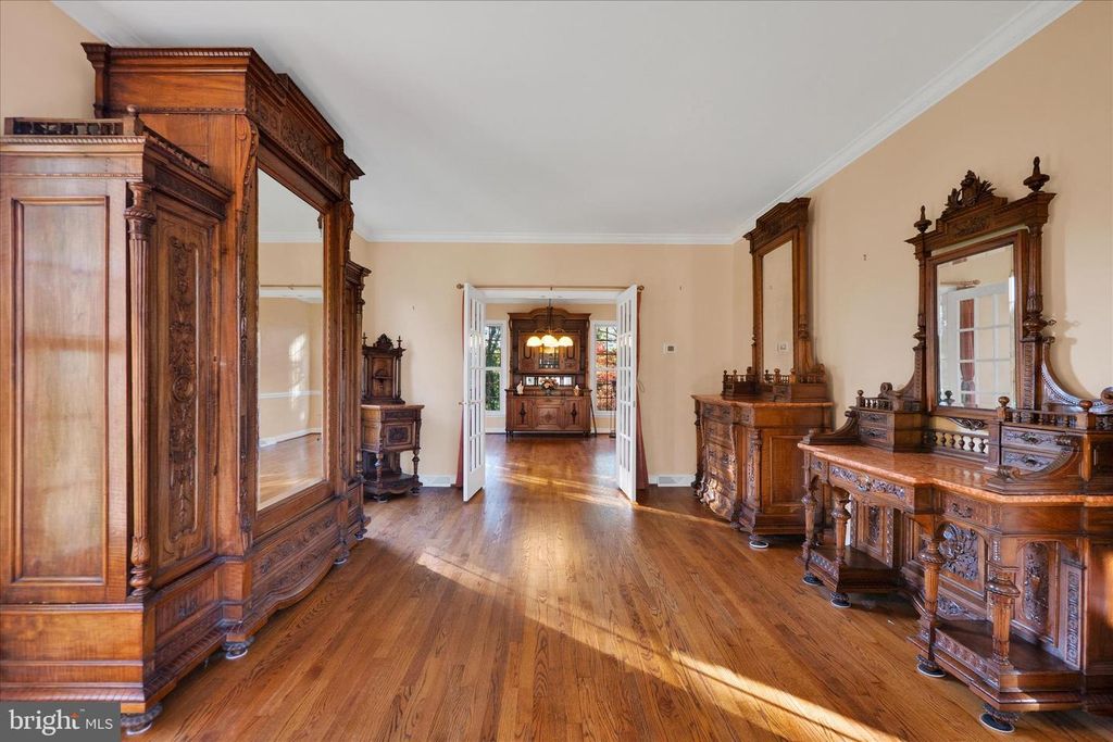 Image 13 of property listing at 11028 PLUMWOOD CIR, Hagerstown, MD 21742