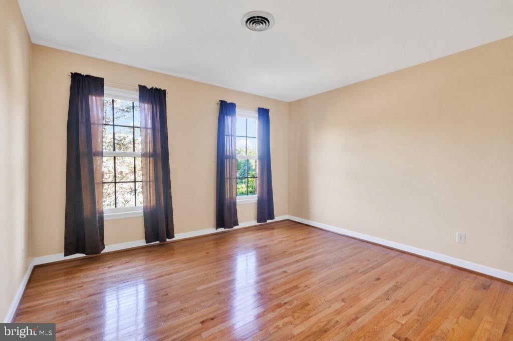 Image 34 of property listing at 11028 PLUMWOOD CIR, Hagerstown, MD 21742
