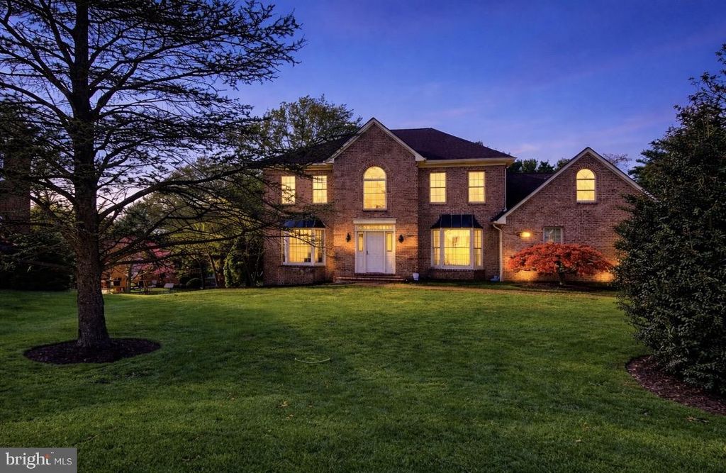 Image 6 of property listing at 11028 PLUMWOOD CIR, Hagerstown, MD 21742
