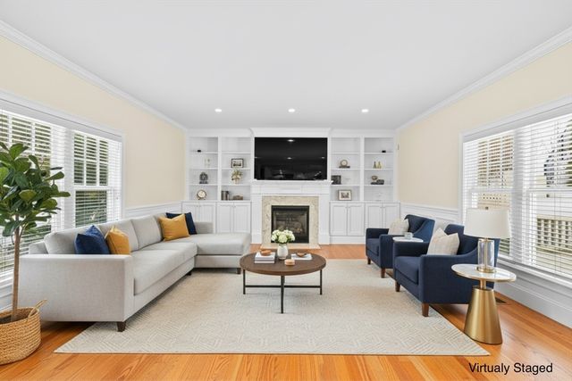 10 Crisileo Way, Canton, MA 02021