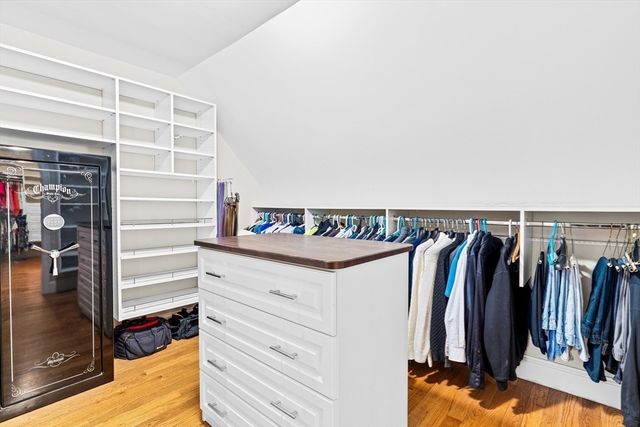 10 Crisileo Way, Canton, MA 02021