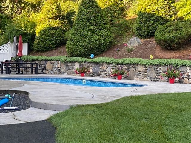 10 Crisileo Way, Canton, MA 02021