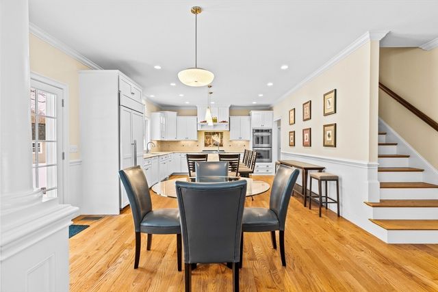 10 Crisileo Way, Canton, MA 02021