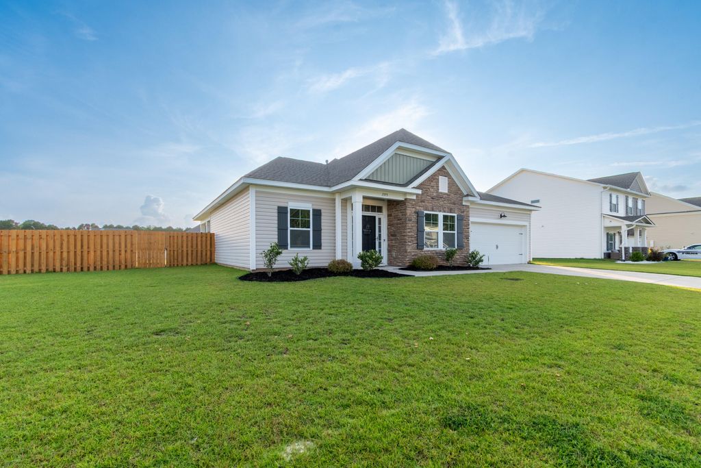 2375 Worshipper Court, Sumter, SC 29153