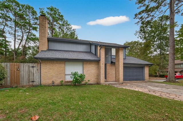 92 S Waxberry Road, The Woodlands, TX 77381