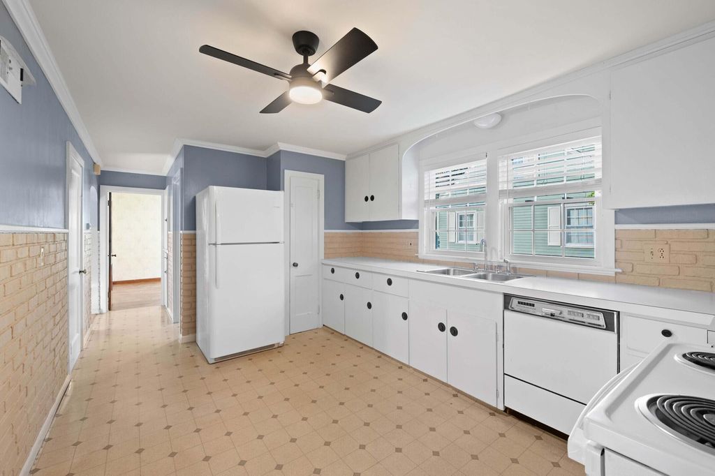 394 Park Avenue, Auburn, ME 04210 — photo 5
