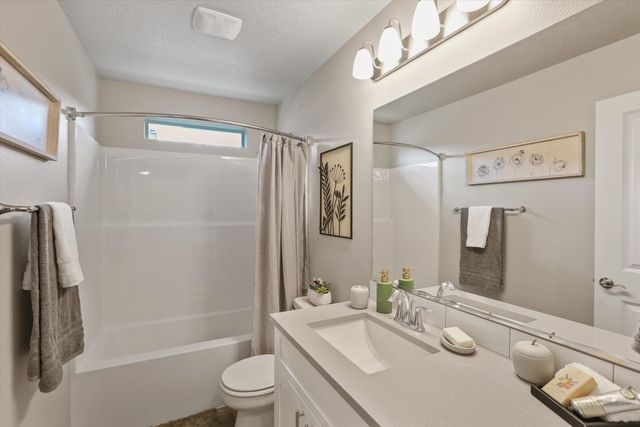 627 S Manifold Ln, Spokane Valley, WA 99016
