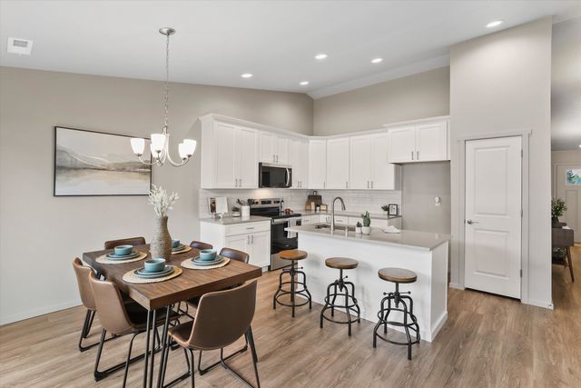 627 S Manifold Ln, Spokane Valley, WA 99016