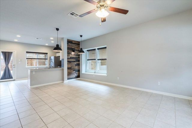 126 Wainscot Oak WAY, San Marcos, TX 78666