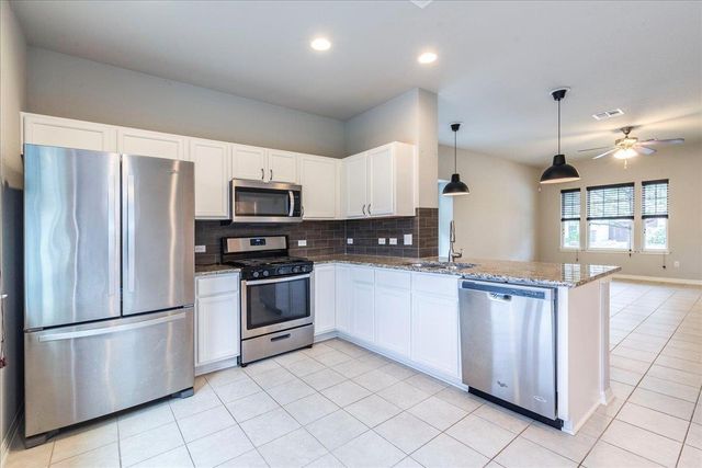 126 Wainscot Oak WAY, San Marcos, TX 78666