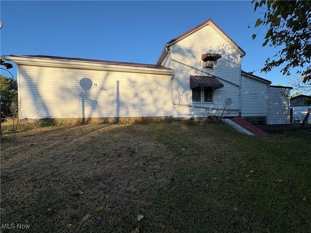 33855 State Route 800, New Matamoras, OH 45767