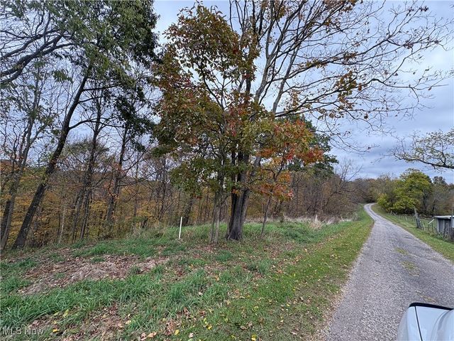 33855 State Route 800, New Matamoras, OH 45767