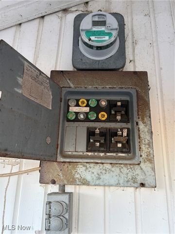 33855 State Route 800, New Matamoras, OH 45767