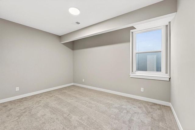 25058 W 94th Terrace, Lenexa, KS 66227