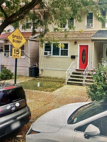 102-16 Park Ln S 2, Richmond Hill, NY 11418