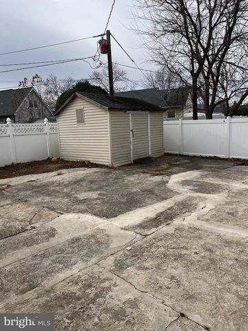 42 GENESEE LN, Willingboro, NJ 08046